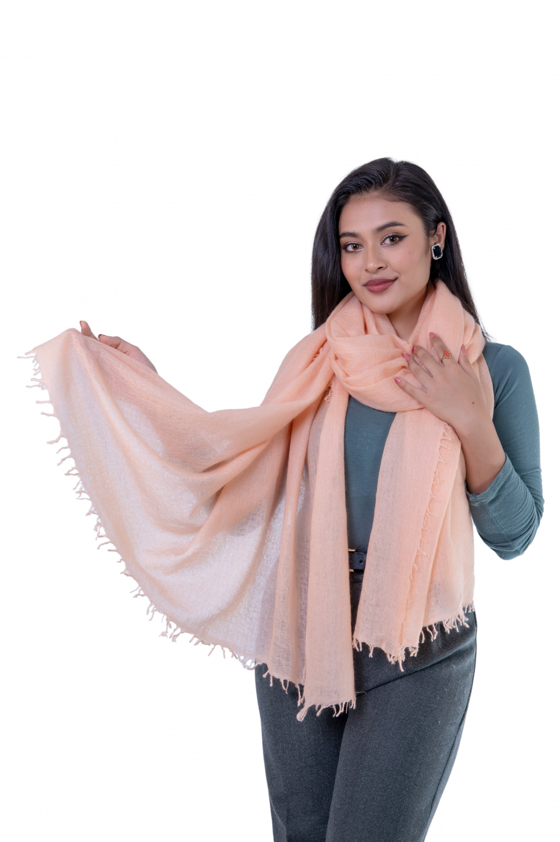 Featherlight Cashmere: Embrace Luxury & Comfort with CashmereKala