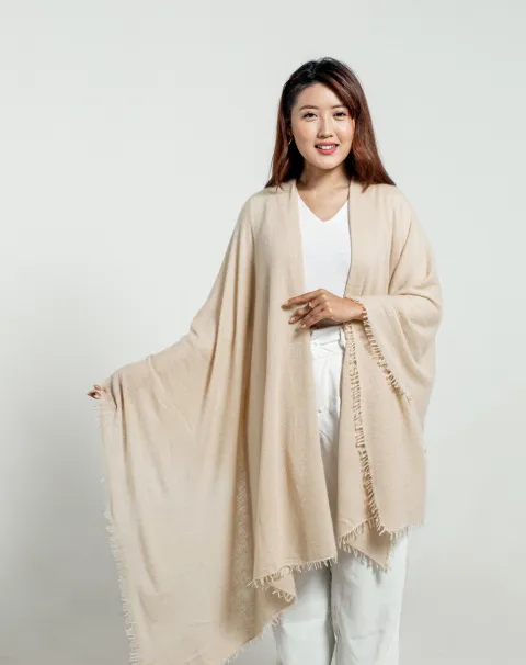 Luxury beige cashmere wraps