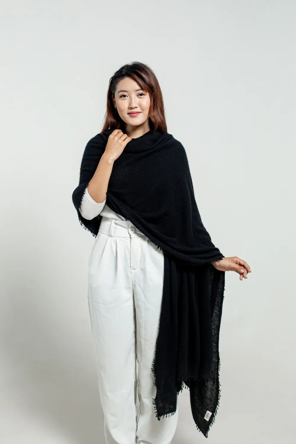 Best black cashmere wrap for women