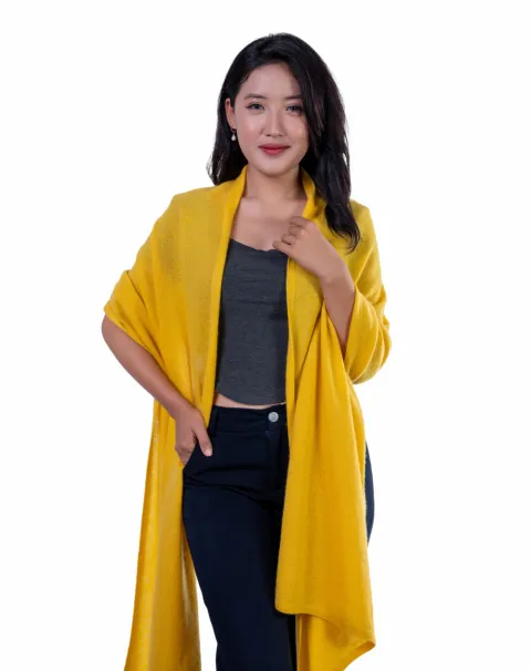 Best yellow knitted cashmere scarf