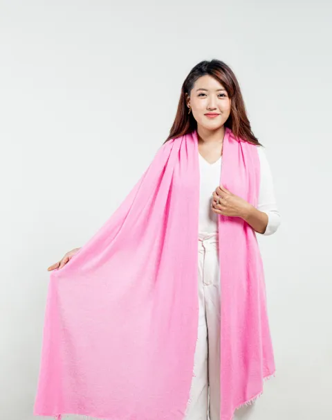 Women baby pink cashmere stole