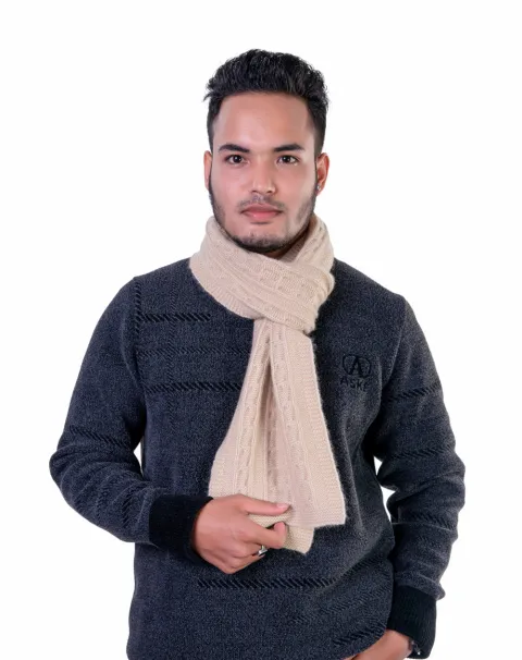 best beige cable-knit cashmere scarf for men