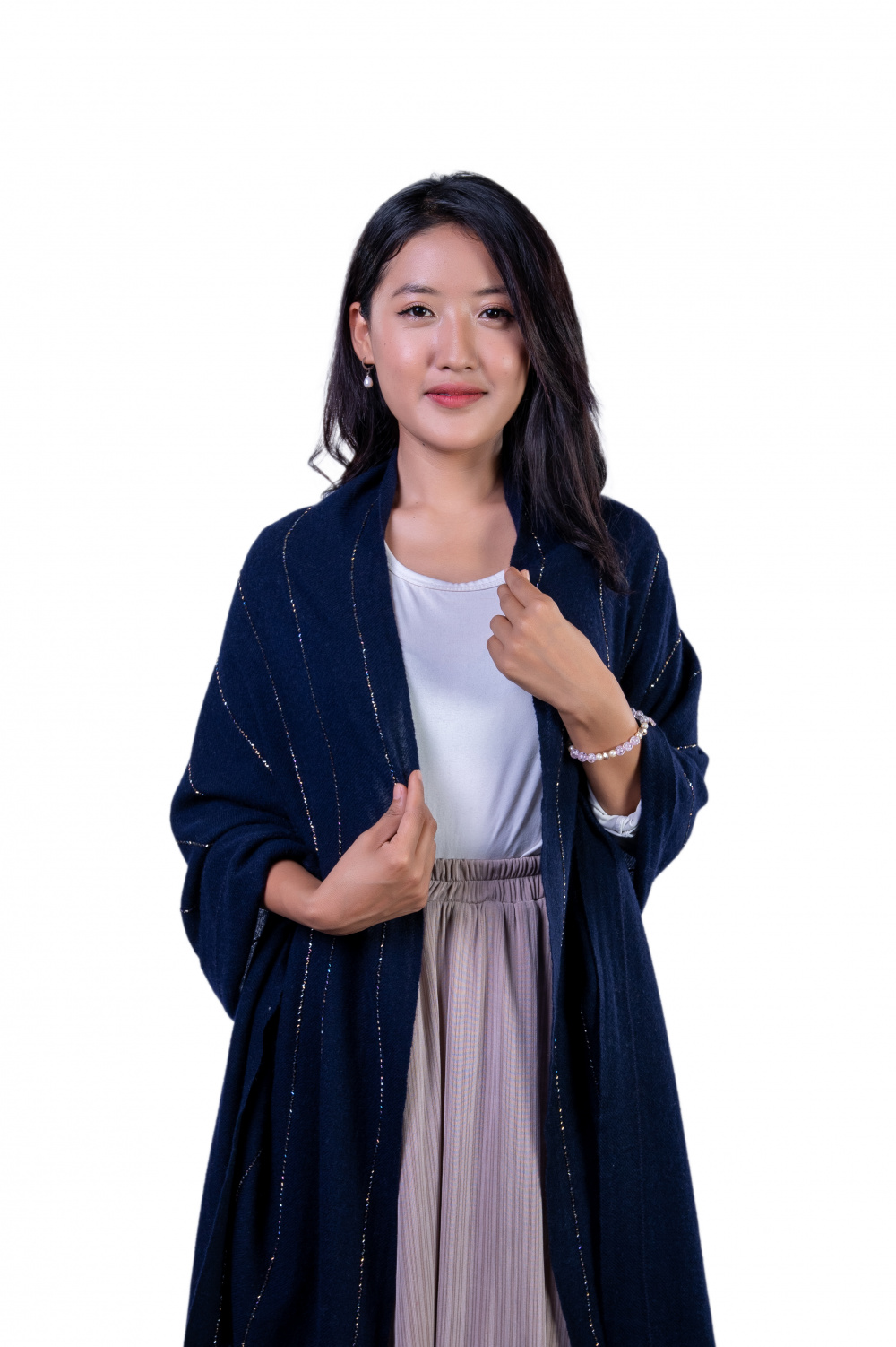 Navy Blue Cashmere scarf for style and elegance.