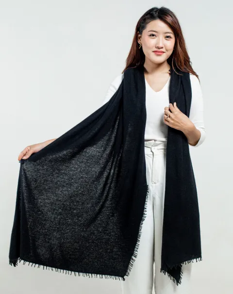 black cashmere stole women's